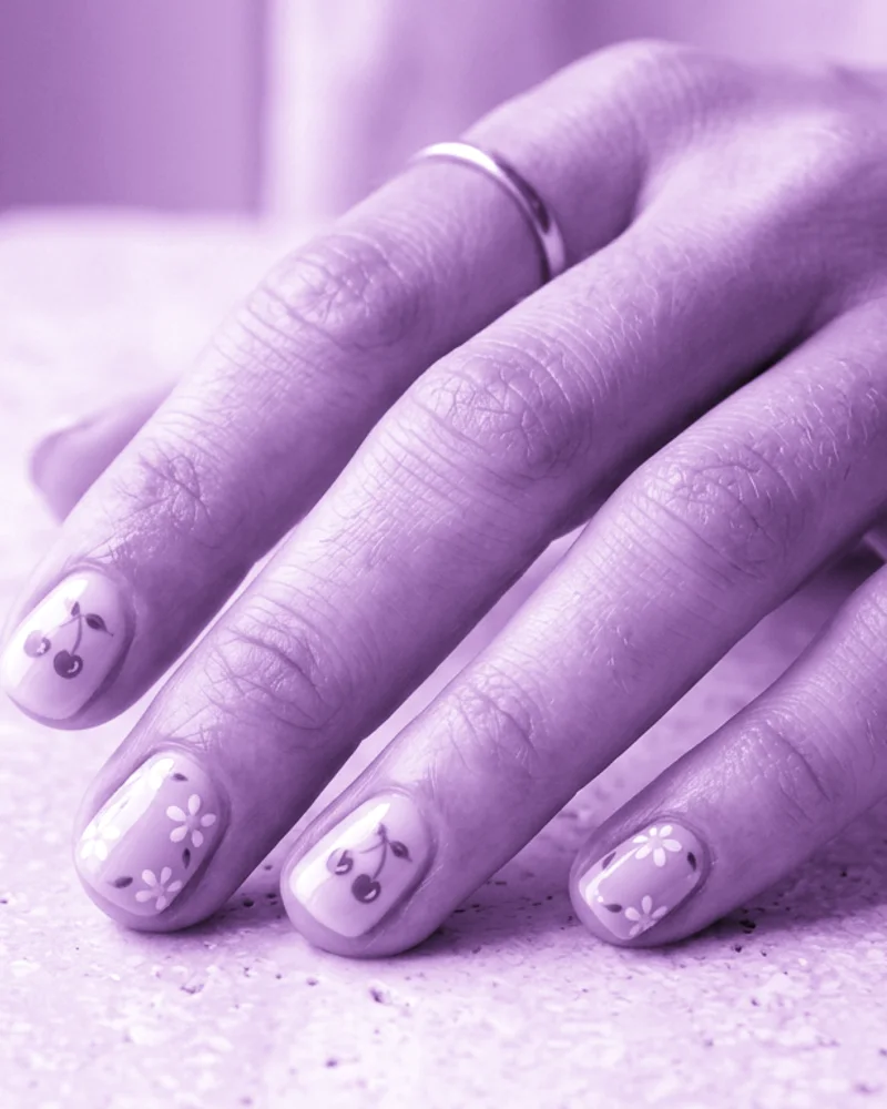 Purple Nails Style 10: Soft Focus Cloud Blend on almond nails
