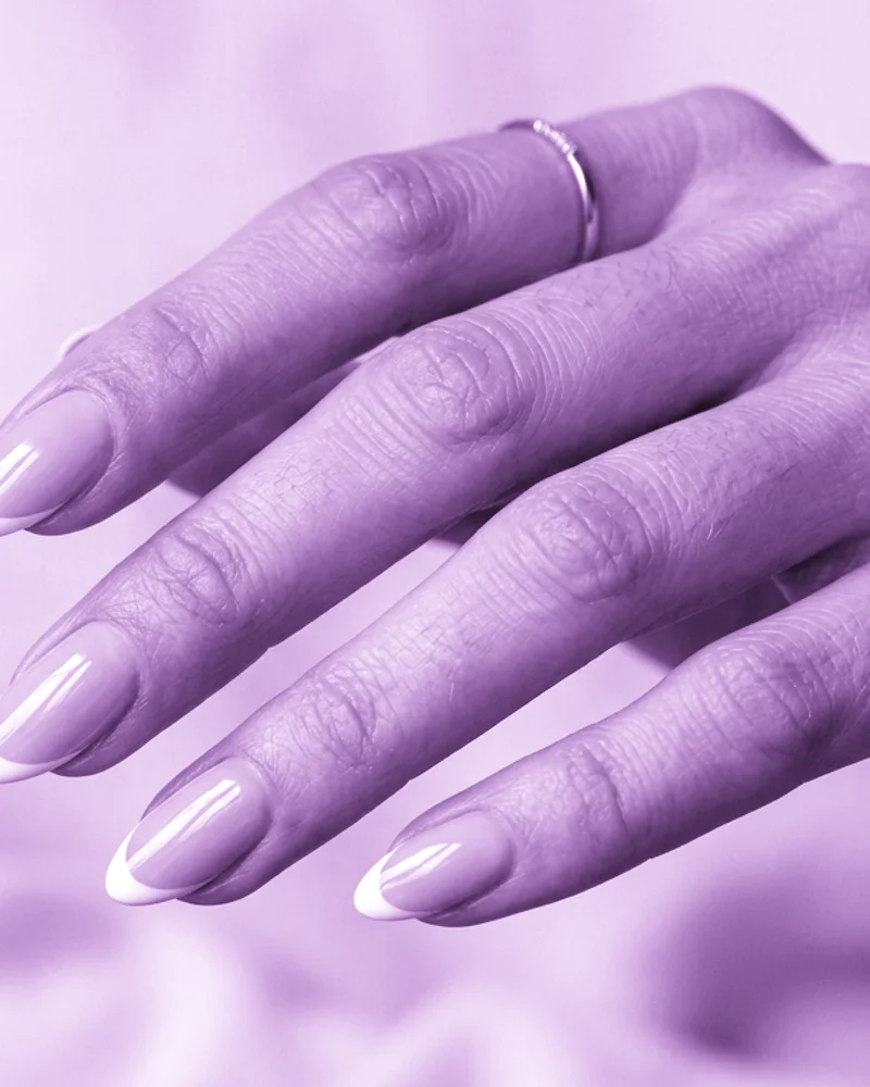 Purple Nails Style 2: Champagne Chrome Mirroring